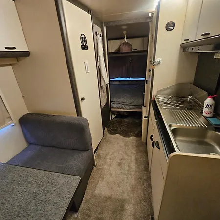 Full Service Caravan 1 * Albertslund
